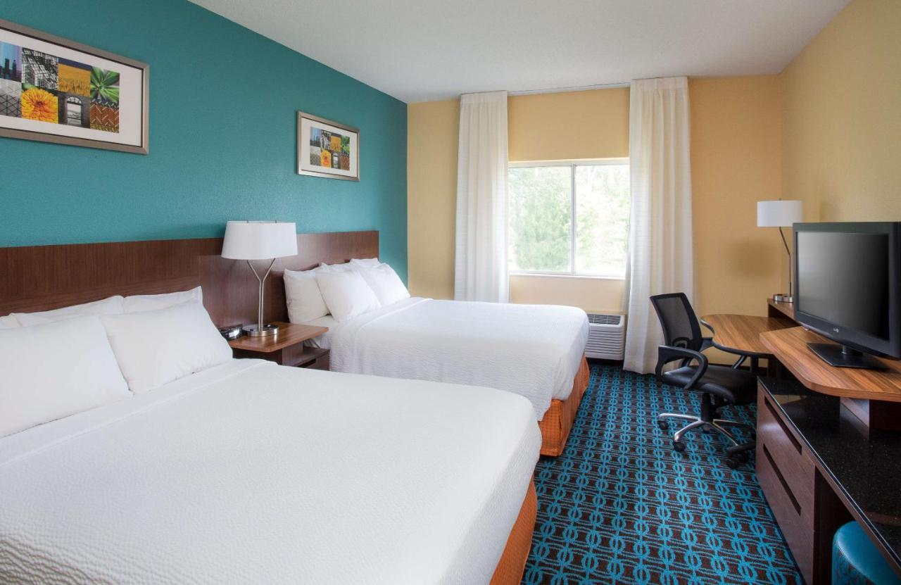 Queen Room with Two Queen Beds at Fairfield Inn & Suites Quincy
