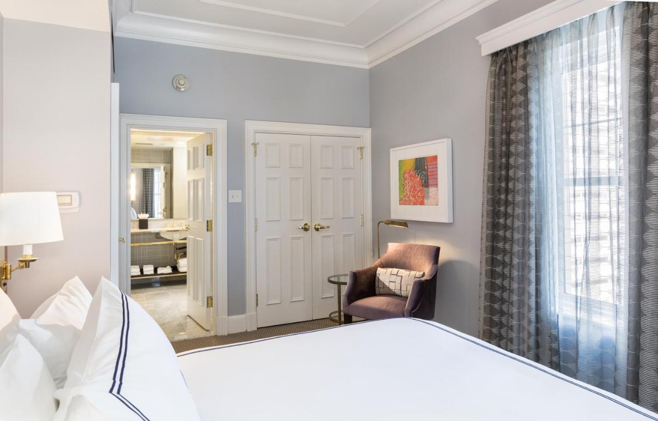 Executive One-Bedroom Suite at The Lancaster Hotel