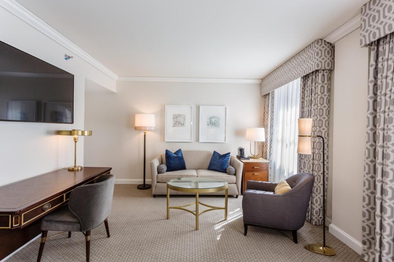 Deluxe King Room at The Lancaster Hotel