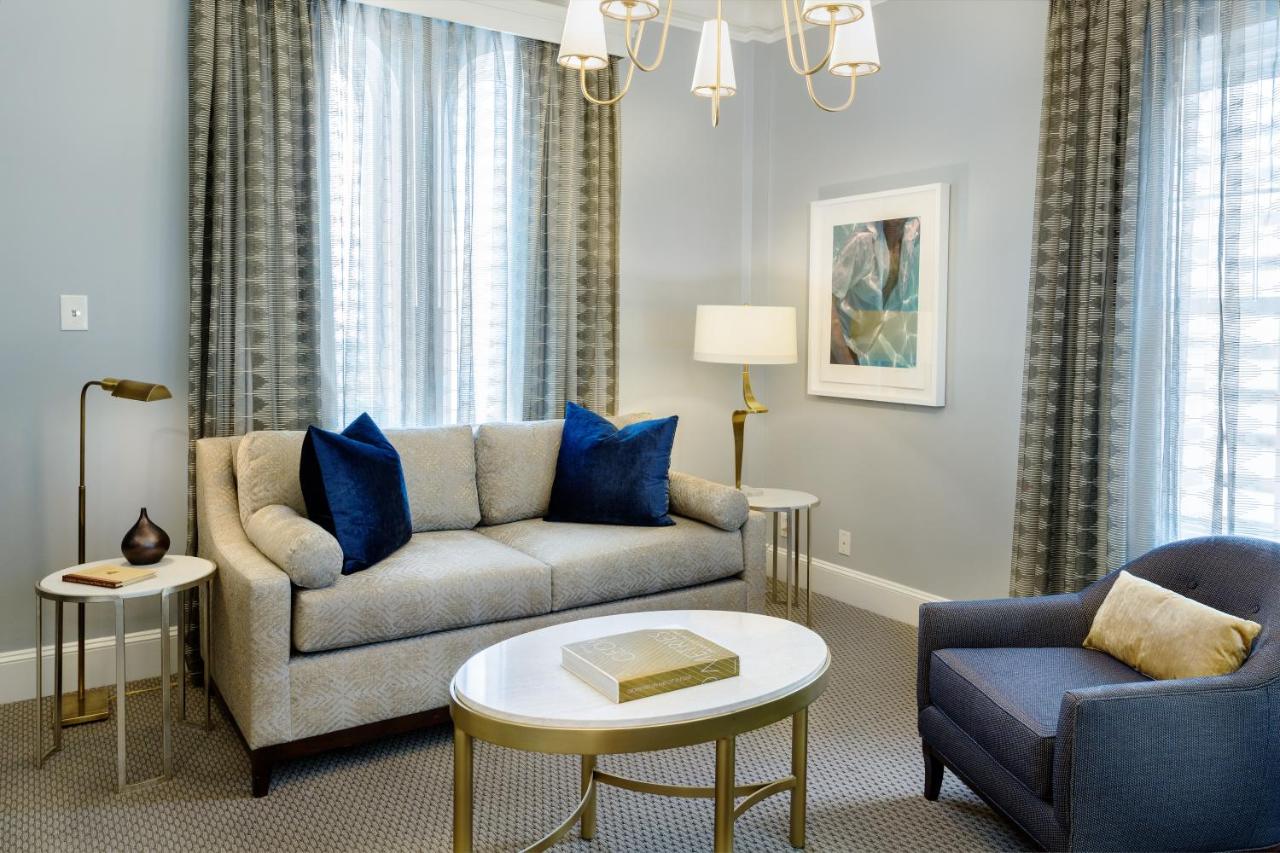 Executive One-Bedroom Suite at The Lancaster Hotel