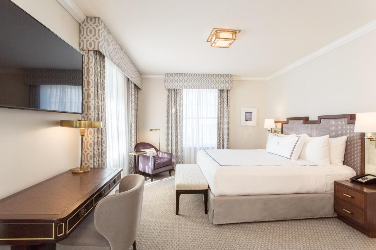 One-Bedroom Corner Suite at The Lancaster Hotel