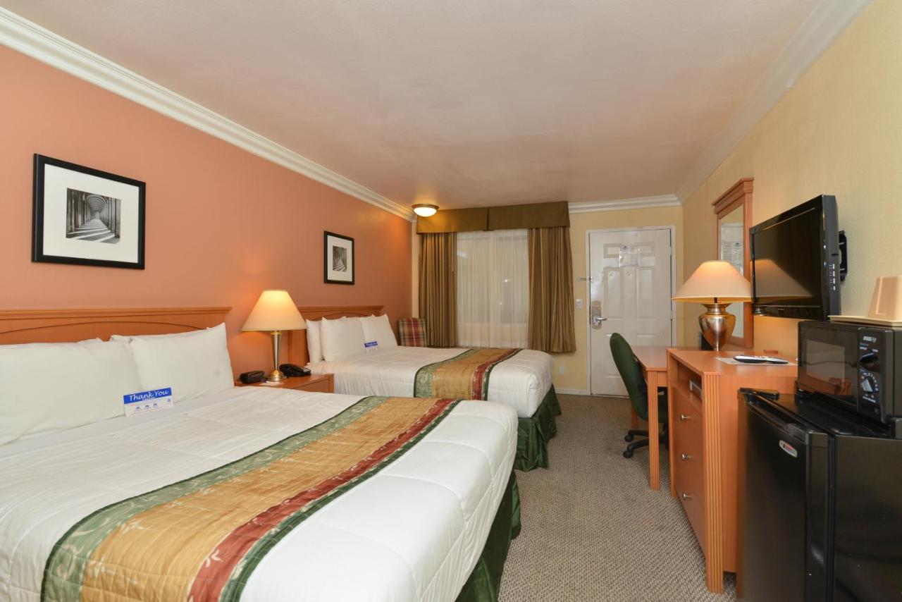 Queen Room with Two Queen Beds - Non-Smoking at Inn By The SFO