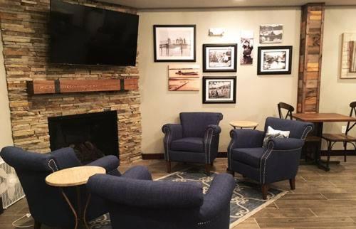 | Lakes Inn at Dunvilla