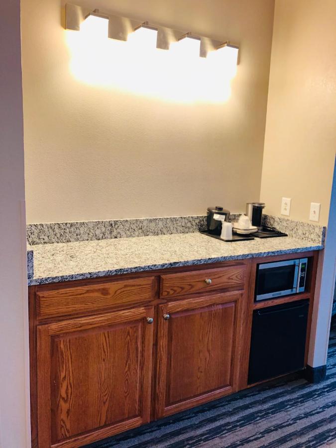 Premium Queen Room with Two Queen Beds at Country Inn & Suites by Radisson, Nashville Airport East, TN