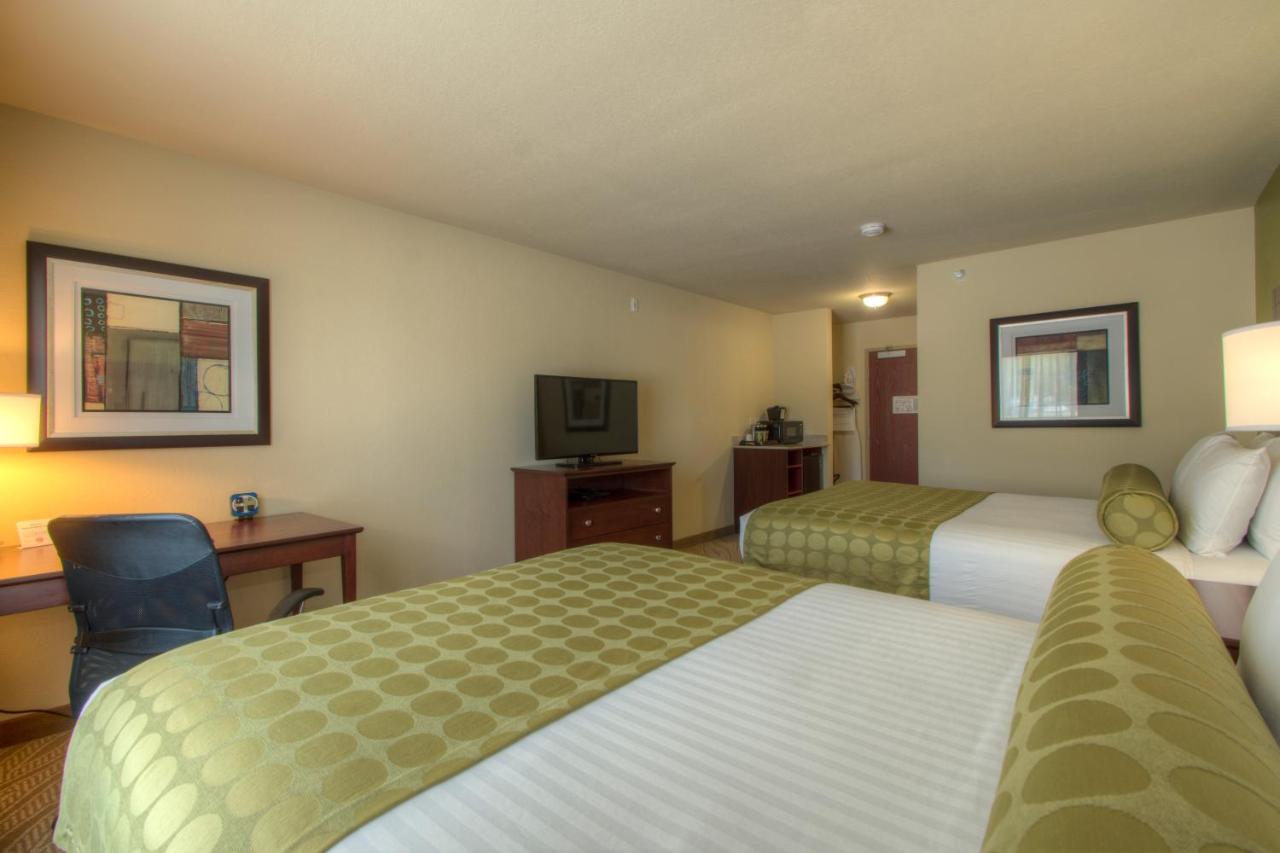 Queen Room with Two Queen Beds - Non-Smoking at Cobblestone Inn & Suites - Holyoke