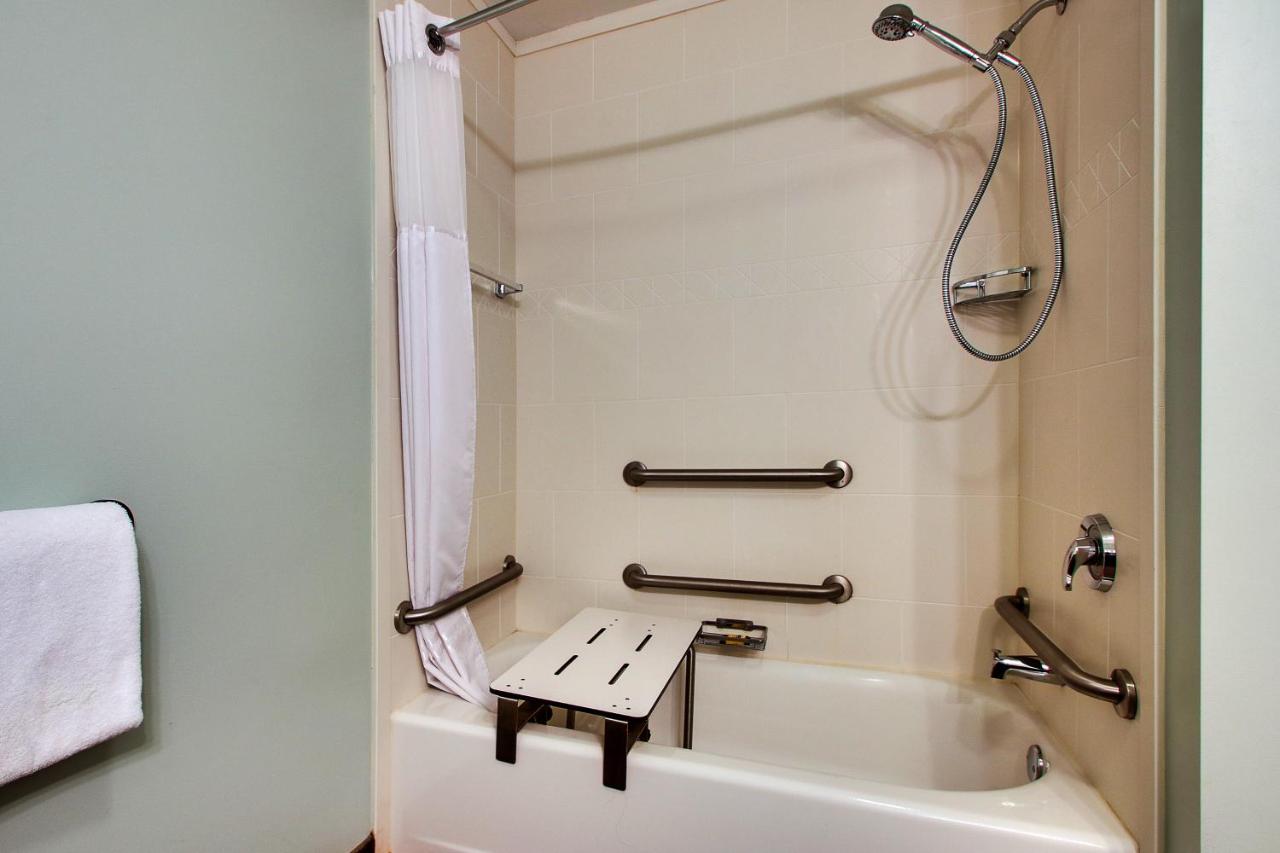 Double Room - Disability Access at The Inn at Wise