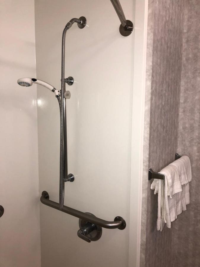 Standard Two Queen Beds - Disability Access/Non-Smoking at Millennium Inn