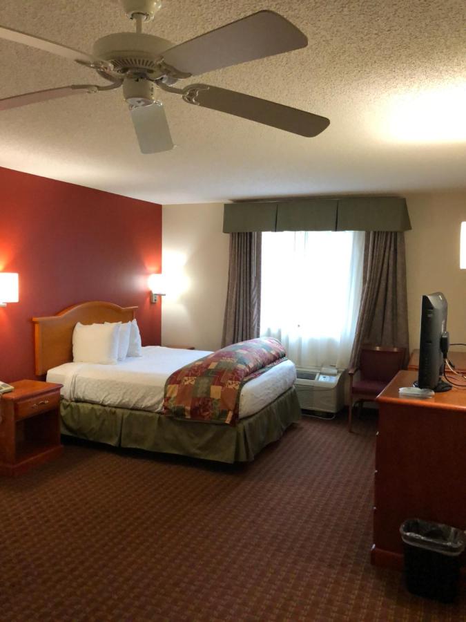 Two-Bedroom Suite - Non-Smoking at Millennium Inn