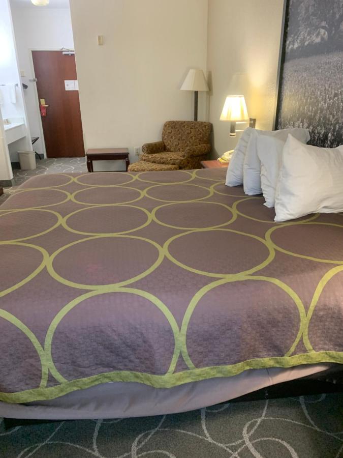 King Room - Non-Smoking at Super 8 by Wyndham Hillsboro TX