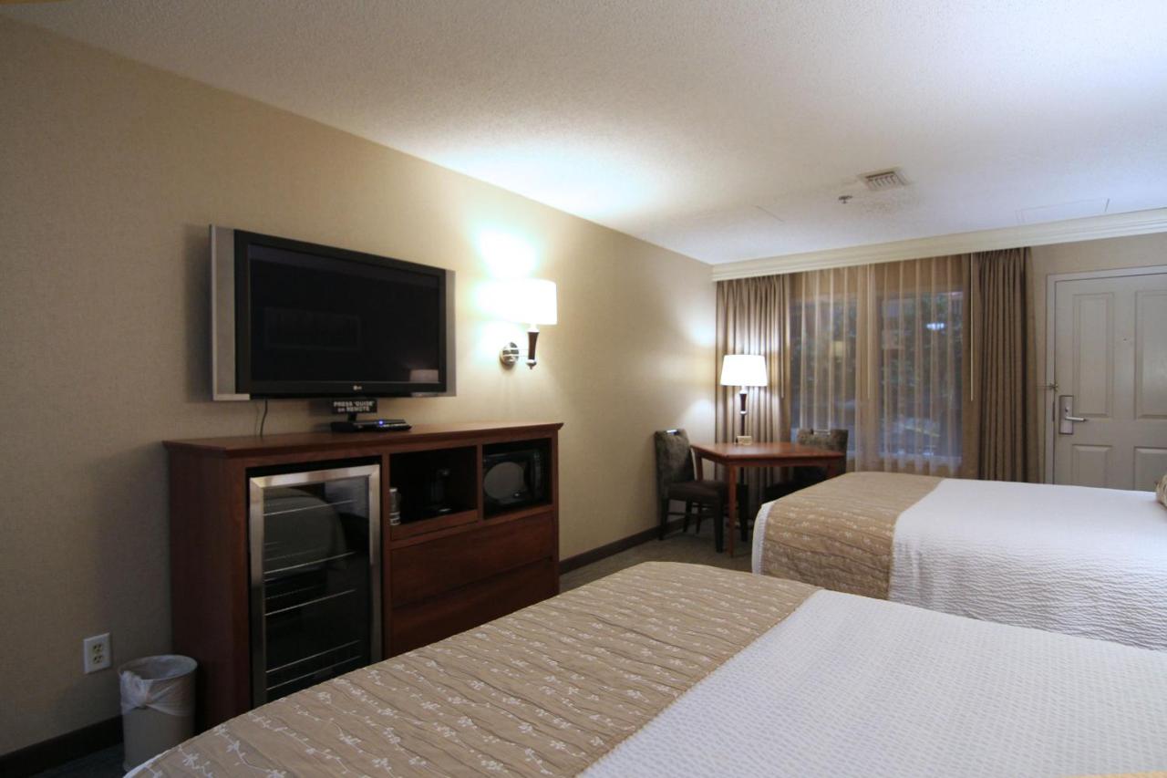 Deluxe Double Room at C'mon Inn Billings