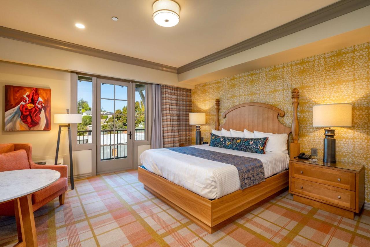 King Room at The Agrarian Hotel, BW Signature Collection