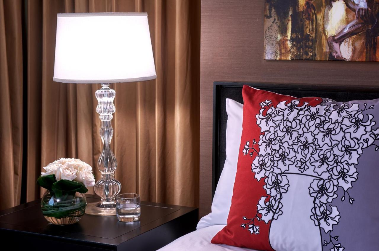 Prestige King Suite - Corner Room at Sofitel Philadelphia at Rittenhouse Square
