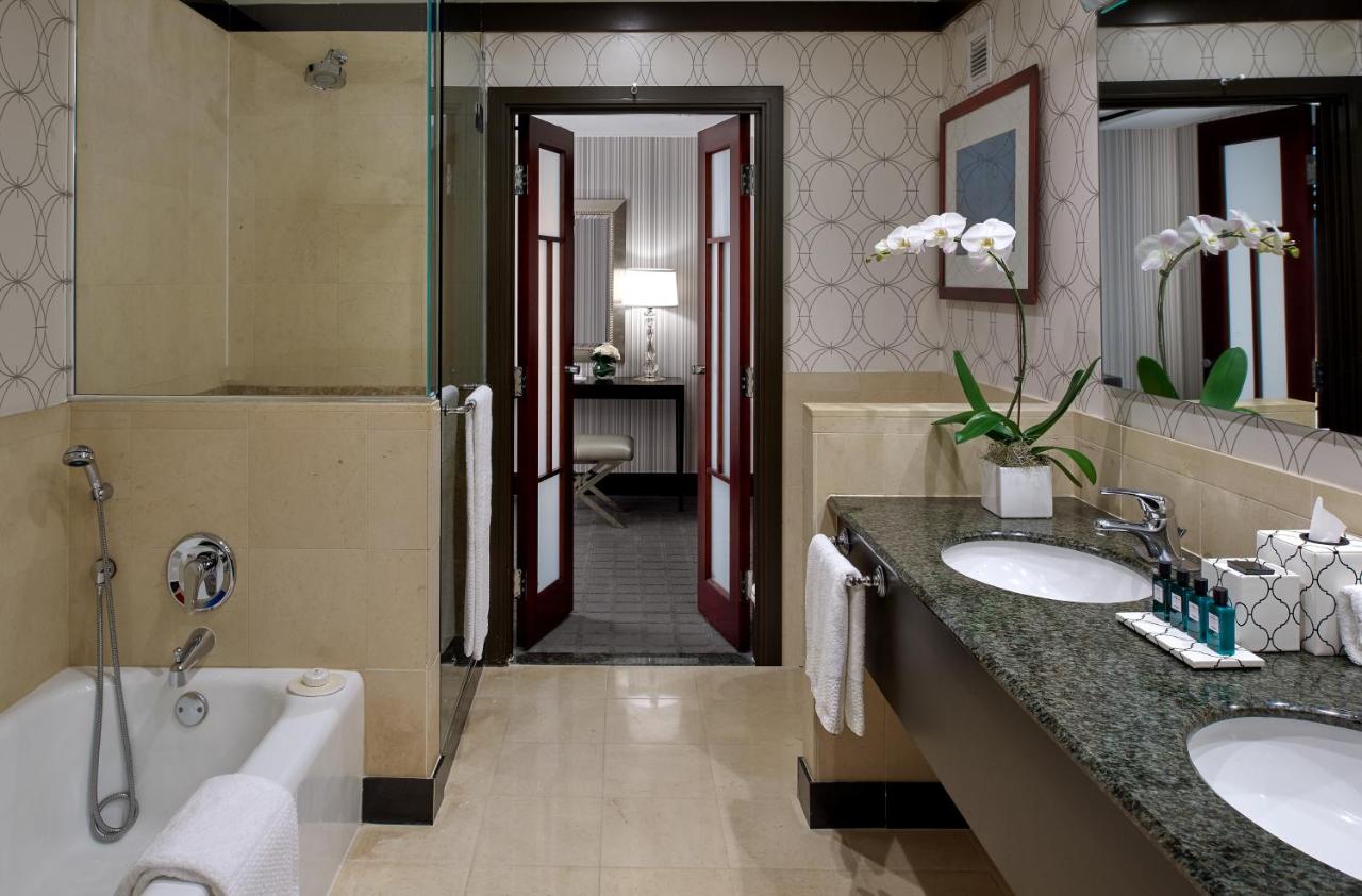 Prestige King Suite - Corner Room at Sofitel Philadelphia at Rittenhouse Square