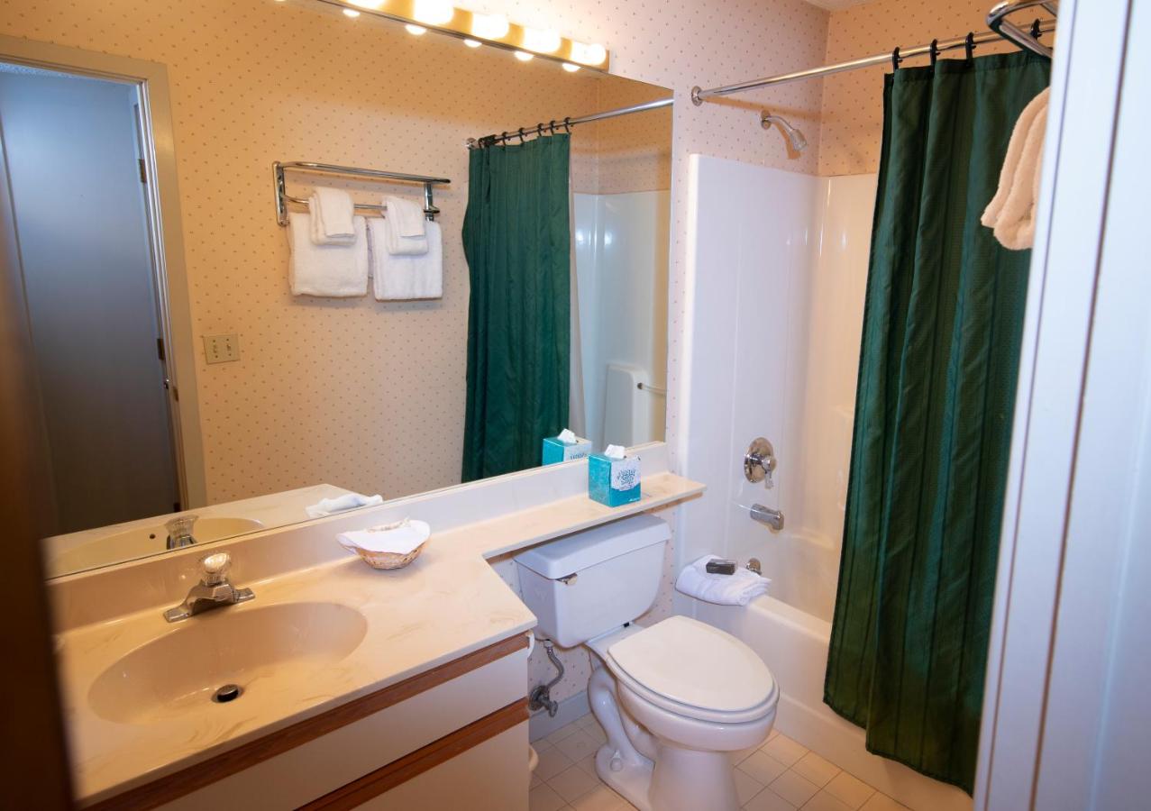 Quadruple Room at Mountain Lodge at Okemo, A Vail Resorts Property