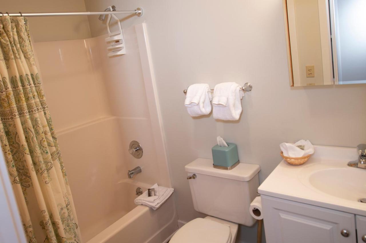 Quadruple Room at Mountain Lodge at Okemo, A Vail Resorts Property