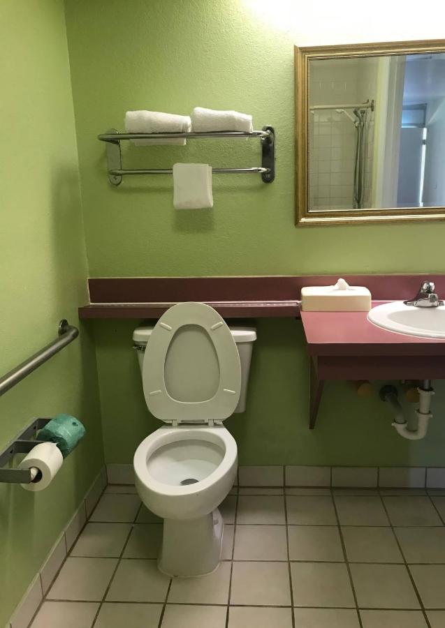 Standard Room with One King Bed - Disability Access/Roll In-Shower at Seralago Hotel & Suites Main Gate East