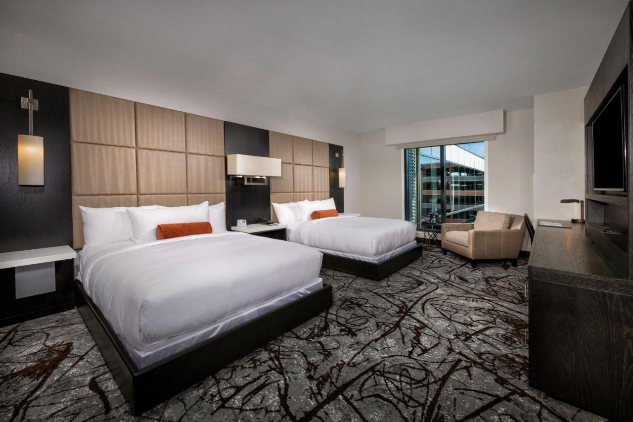 Double Room - Disability Access at The Hotel at the University of Maryland