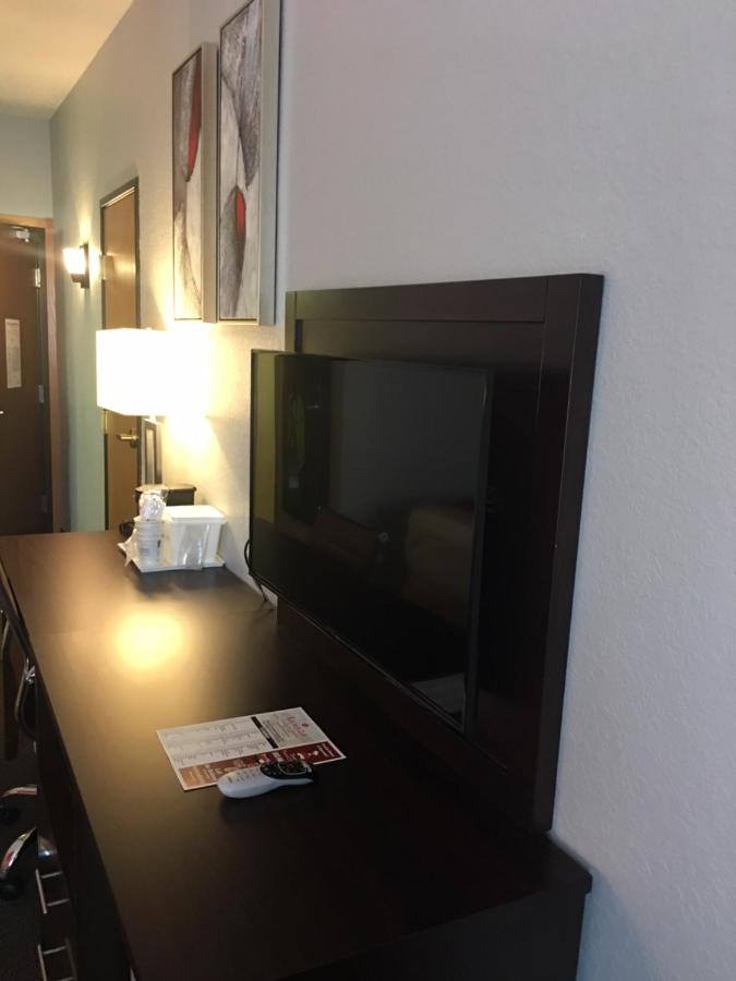 King Studio Suite - Non-Smoking at Ramada by Wyndham Keystone Near Mt Rushmore