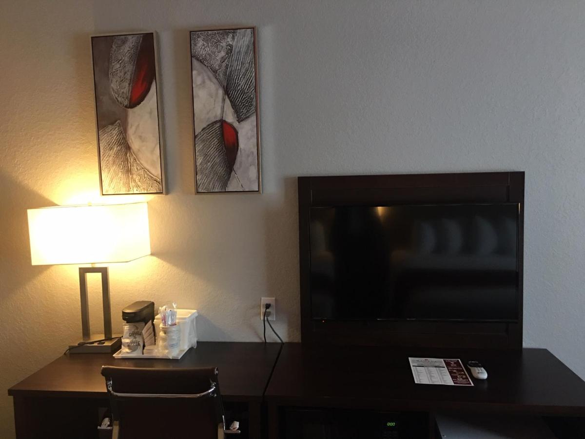 King Studio Suite - Non-Smoking at Ramada by Wyndham Keystone Near Mt Rushmore