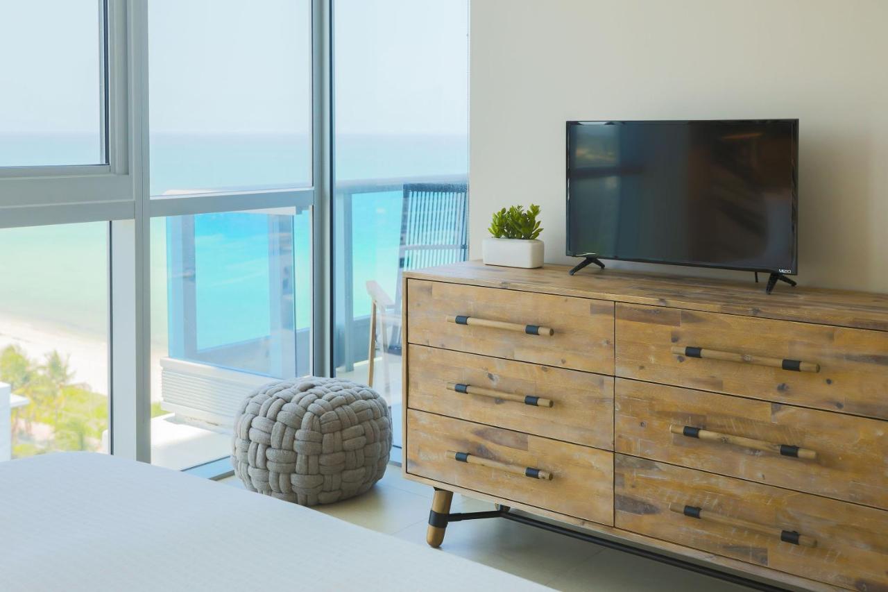 One Bedroom Suite with Balcony Ocean View 05 at Churchill Suites Monte Carlo Miami Beach