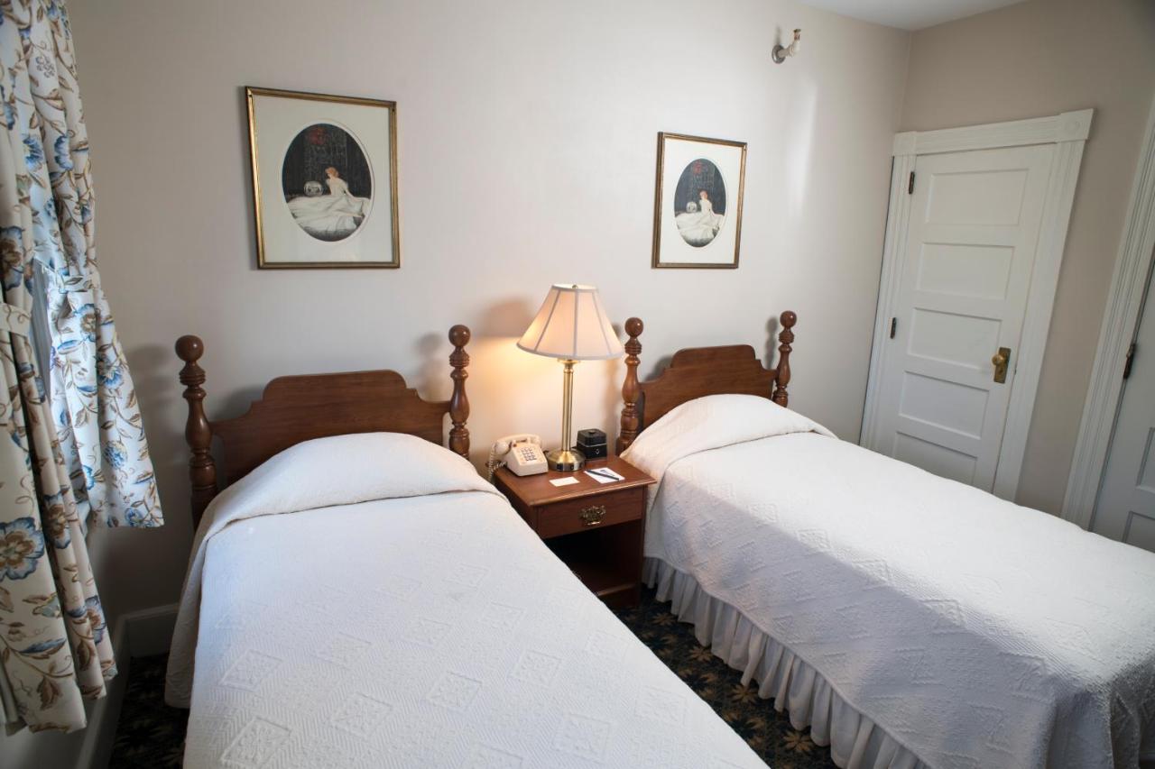 Suite, Family, Main Inn, Two Rooms, King Bed and Two Twin Beds at Middlebury Inn