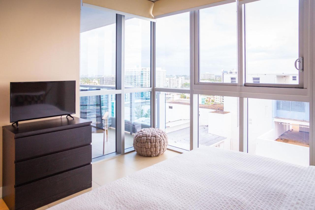 One Bedroom Suite with Balcony Partial Ocean View 04 at Churchill Suites Monte Carlo Miami Beach