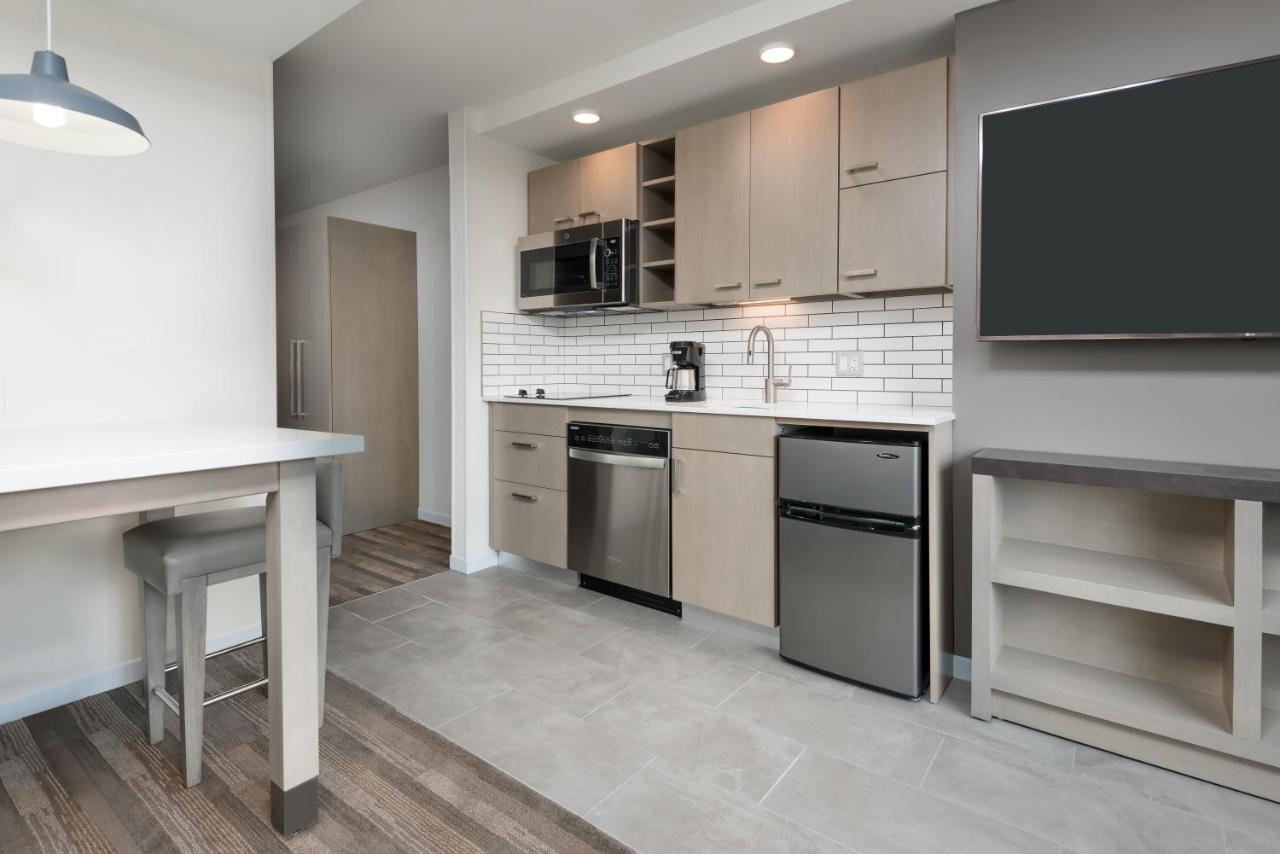 King Studio at Hyatt House Chicago/West Loop-Fulton Market