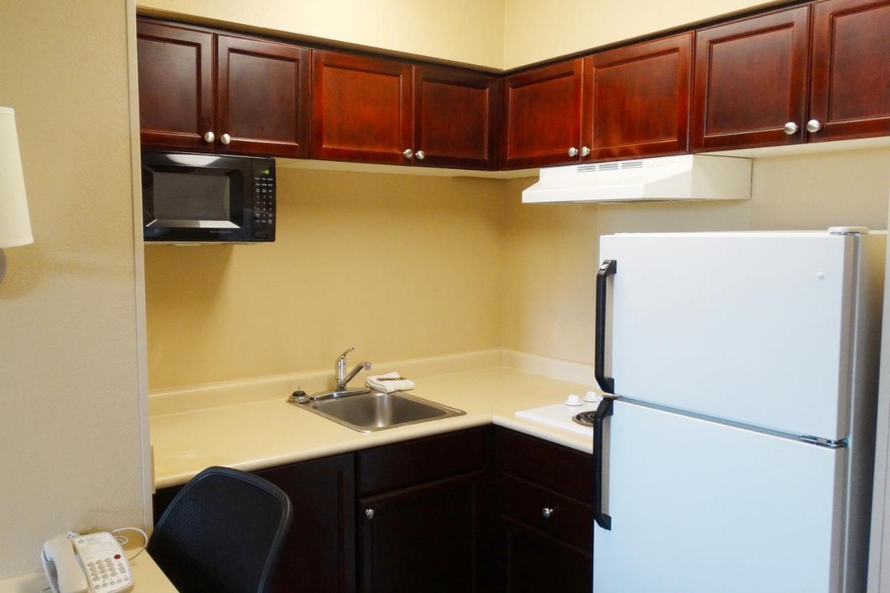 Deluxe Studio with Two Double Beds - Non-Smoking at Extended Stay America Suites Atlanta Alpharetta Northpoint W