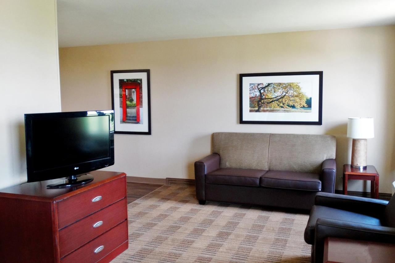 Deluxe Studio with Two Double Beds - Non-Smoking at Extended Stay America Suites Atlanta Alpharetta Northpoint W