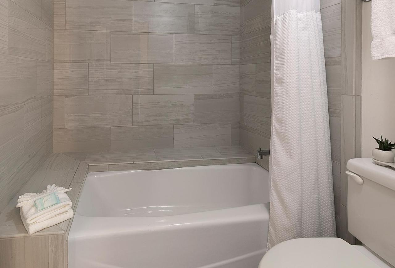 Family Suite at Pismo Lighthouse Suites