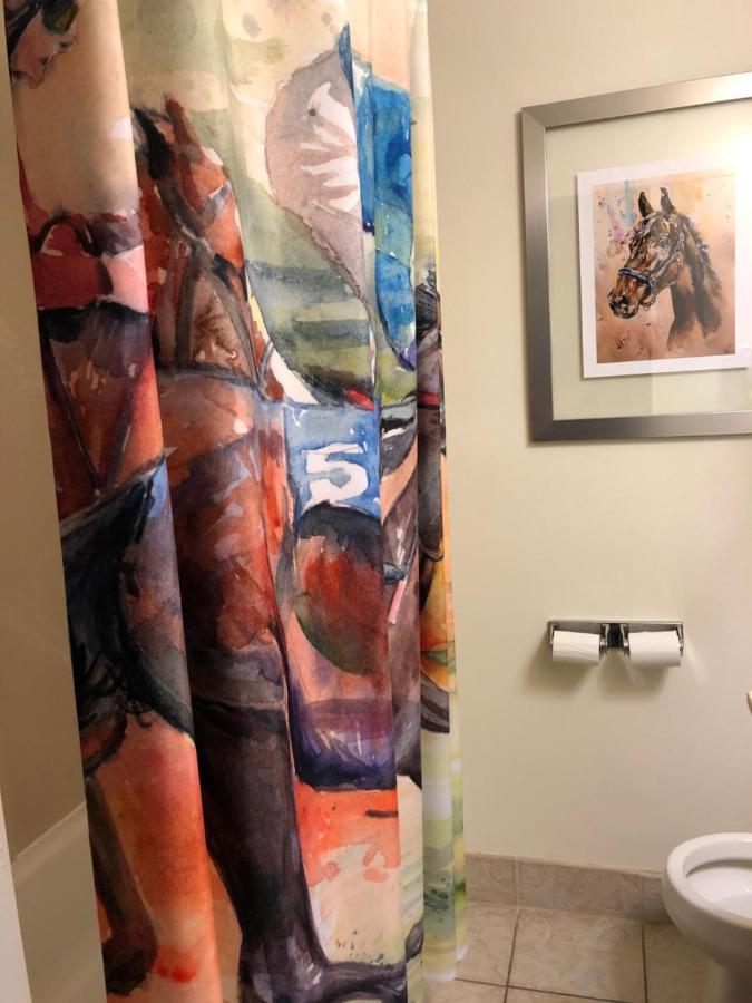 King Suite at Cedar Stables Inn and Suites