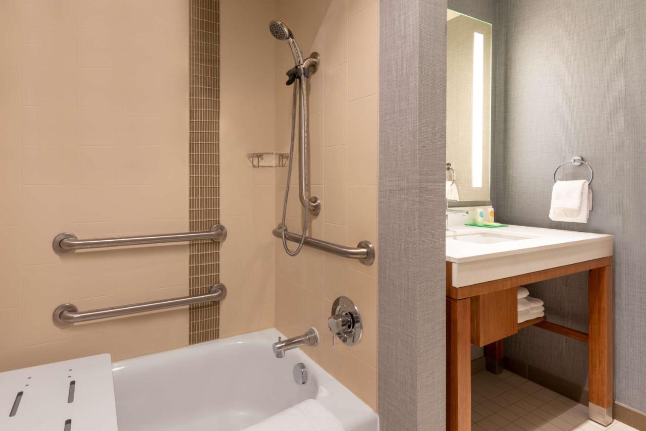 King Room - Disability Access at Hyatt Place Detroit Royal Oak