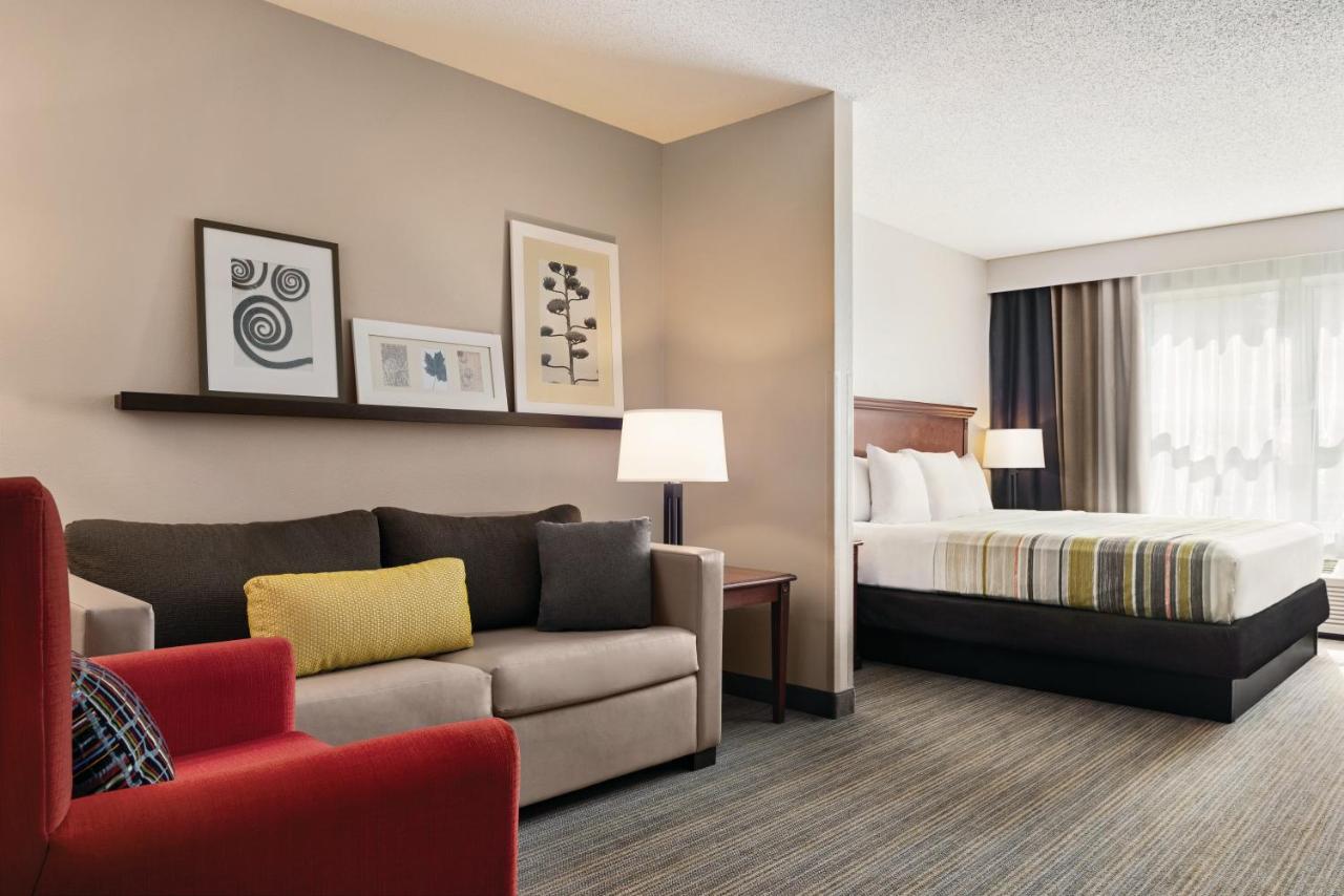 King Studio with Sofa Bed at Country Inn & Suites by Radisson, Marinette, WI