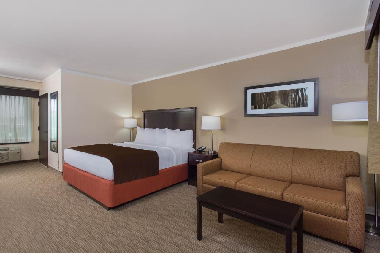 Superior King Room - Non-Smoking at AmericInn by Wyndham Janesville