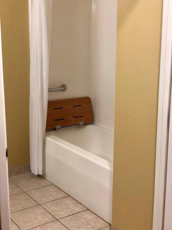 King Room Extended Stay - Disability Access/Non-Smoking at Country Inn & Suites by Radisson, Hot Springs, AR