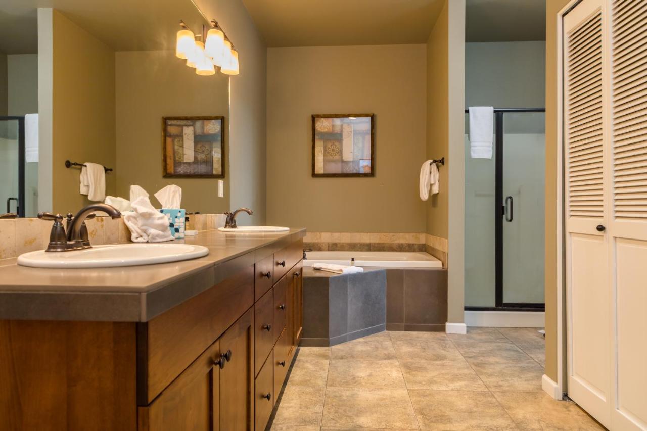 Two-Bedroom Vacation Rental at Running Y Ranch Vacation Home Rentals