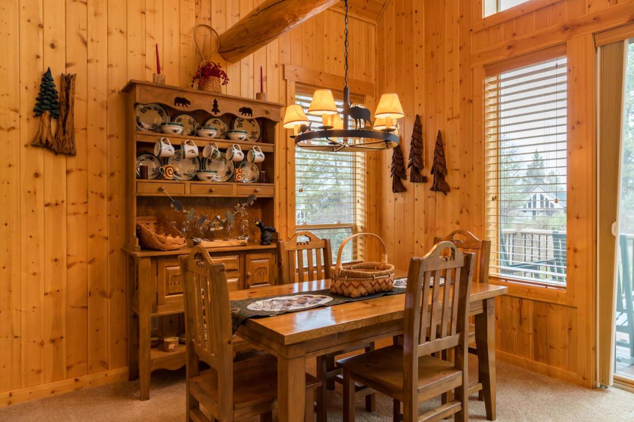 Two-Bedroom Vacation Rental at Running Y Ranch Vacation Home Rentals