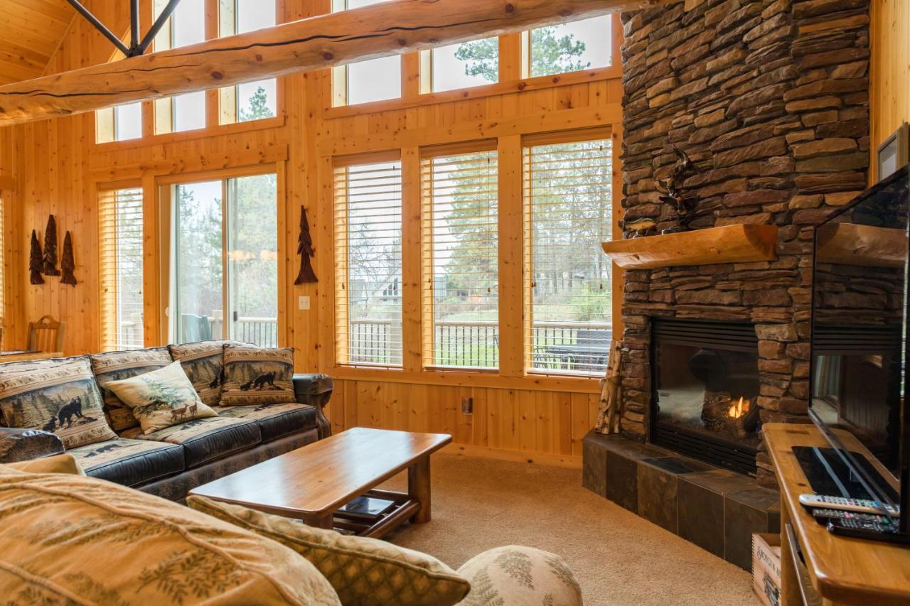 Two-Bedroom Vacation Rental at Running Y Ranch Vacation Home Rentals