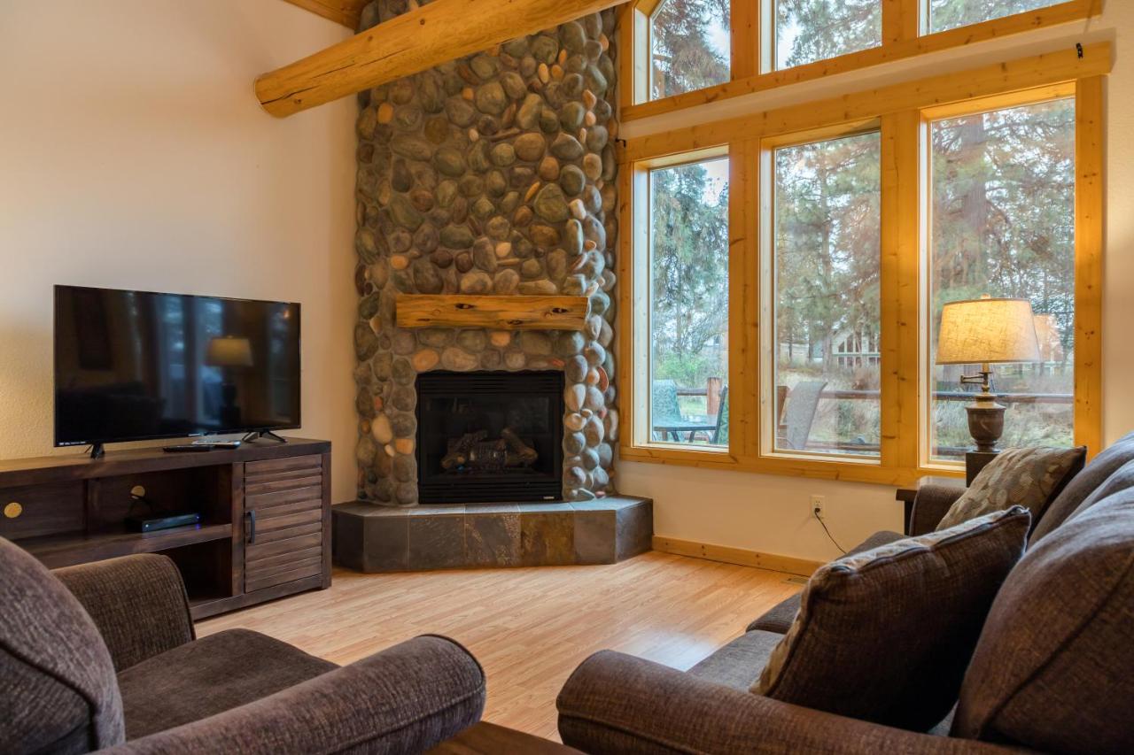 Three-Bedroom Vacation Rental at Running Y Ranch Vacation Home Rentals