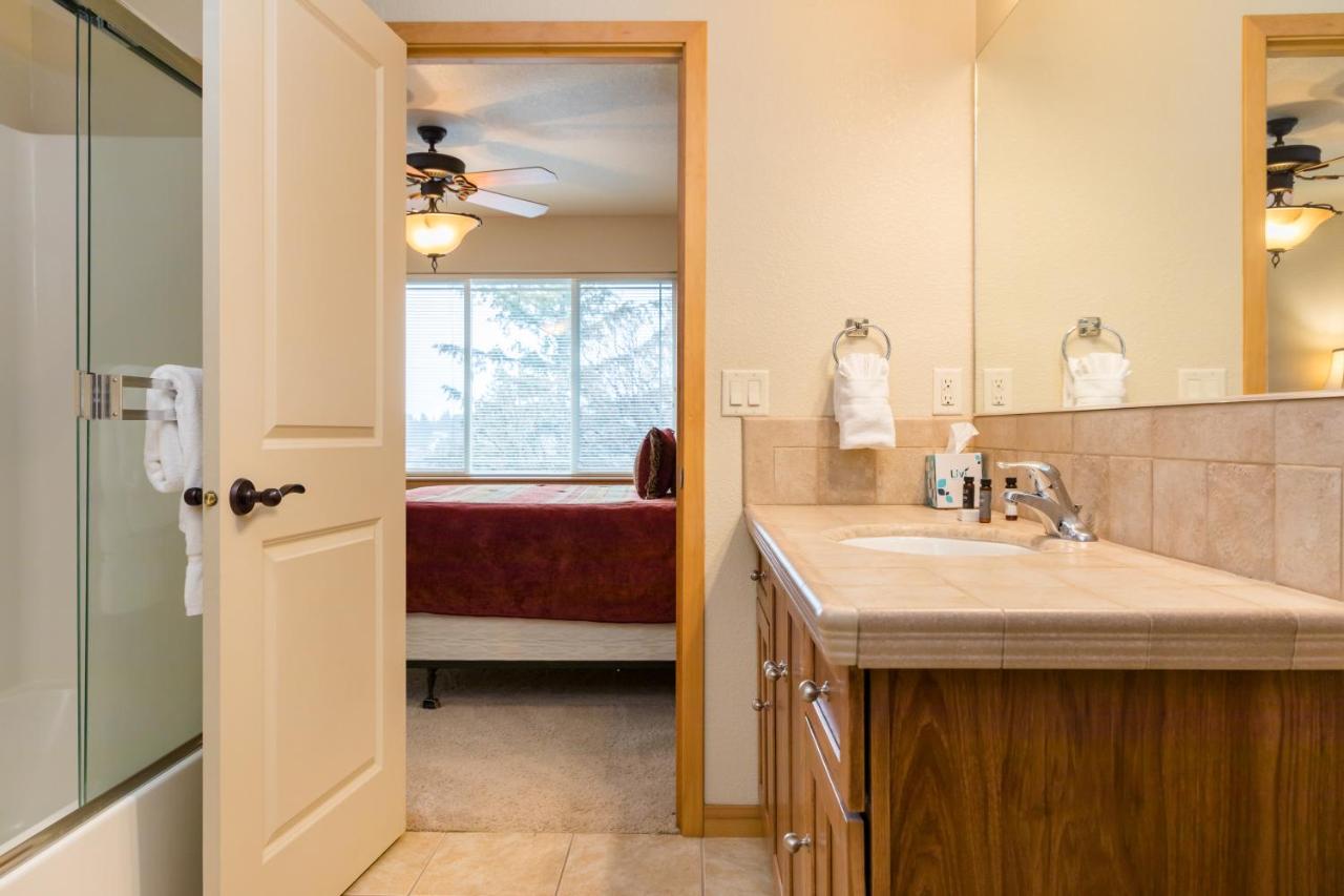 Three-Bedroom Vacation Rental at Running Y Ranch Vacation Home Rentals