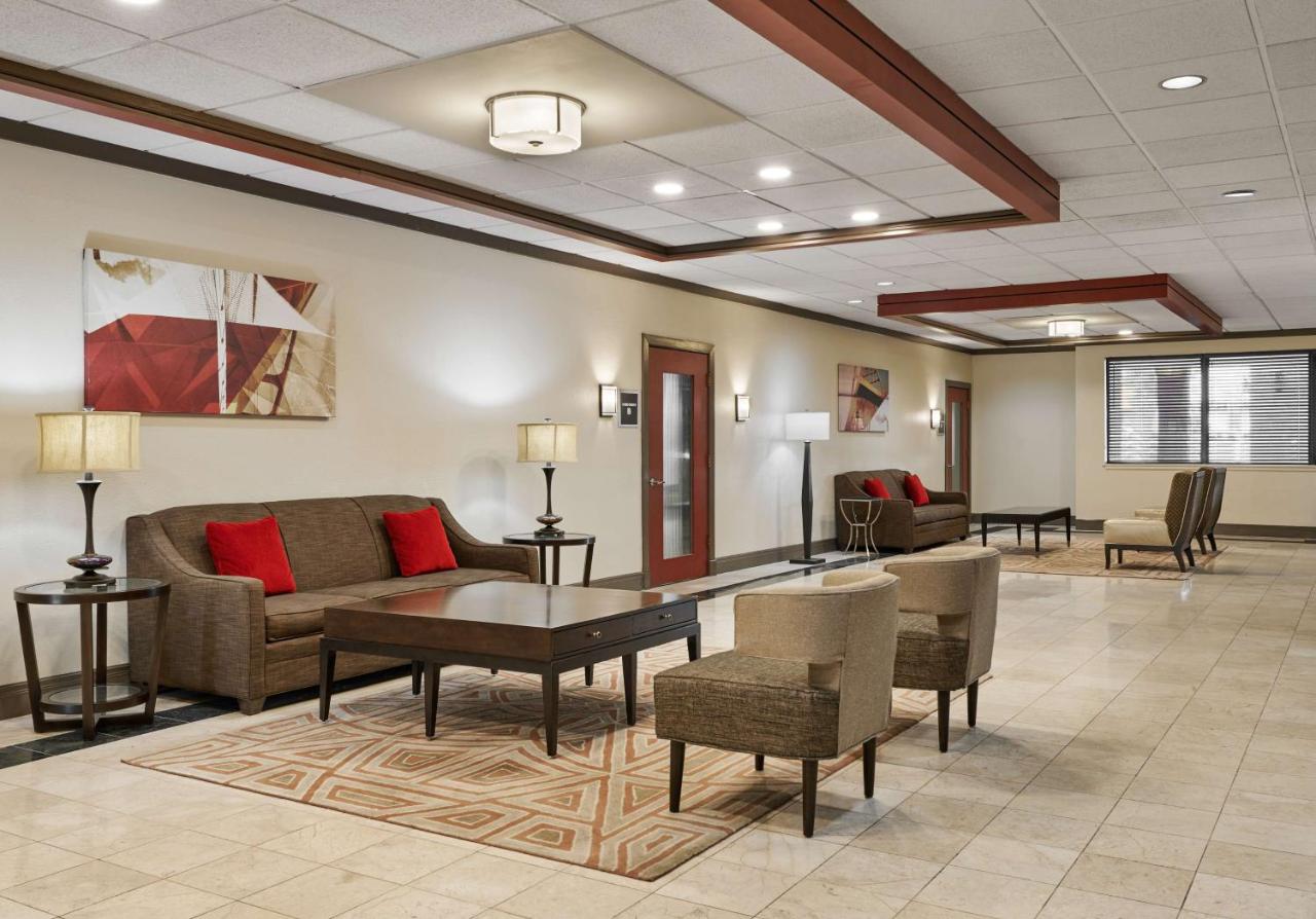  | Best Western Plus Milwaukee Airport Hotel & Conference Ctr