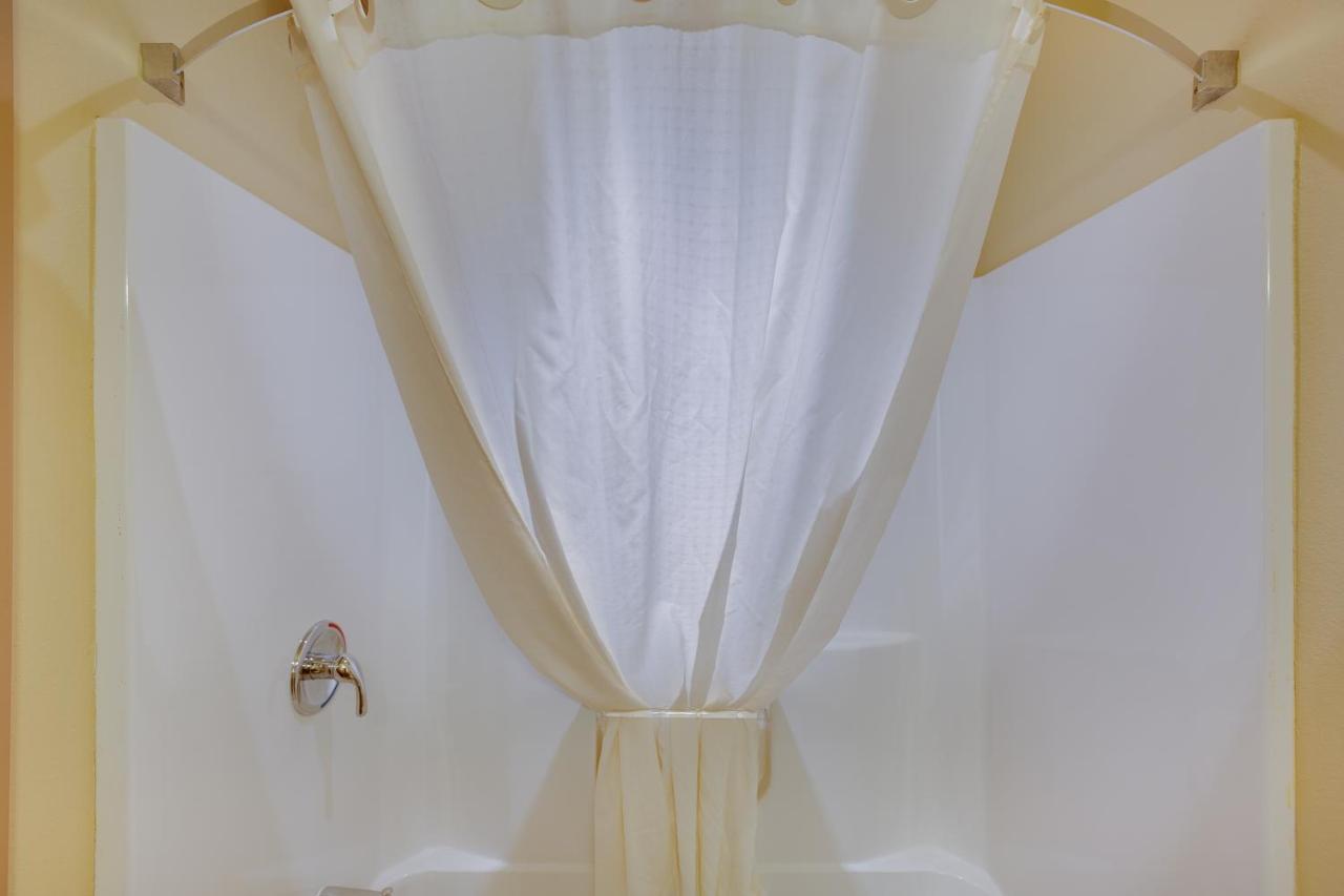 Queen Room with Two Queen Beds at Cobblestone Inn & Suites - Durand