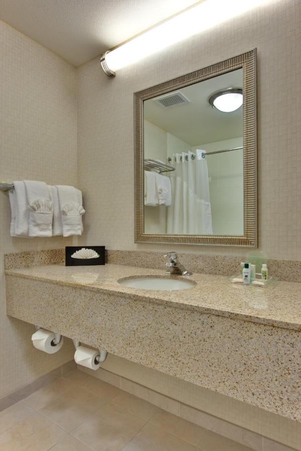 Executive King Suite at Holiday Inn & Suites Bakersfield by IHG