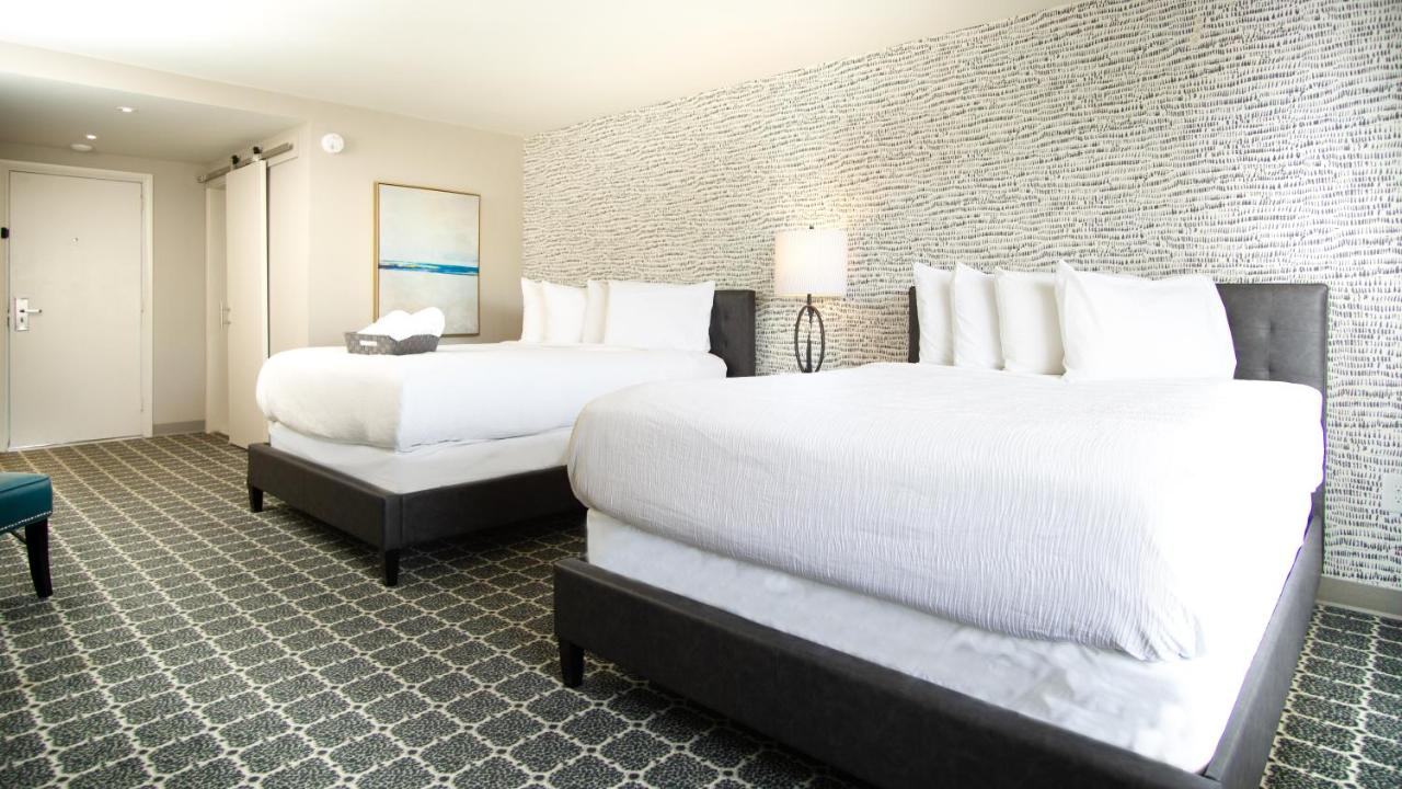  | Waikiki Village Retro Motel by Oceana Resorts