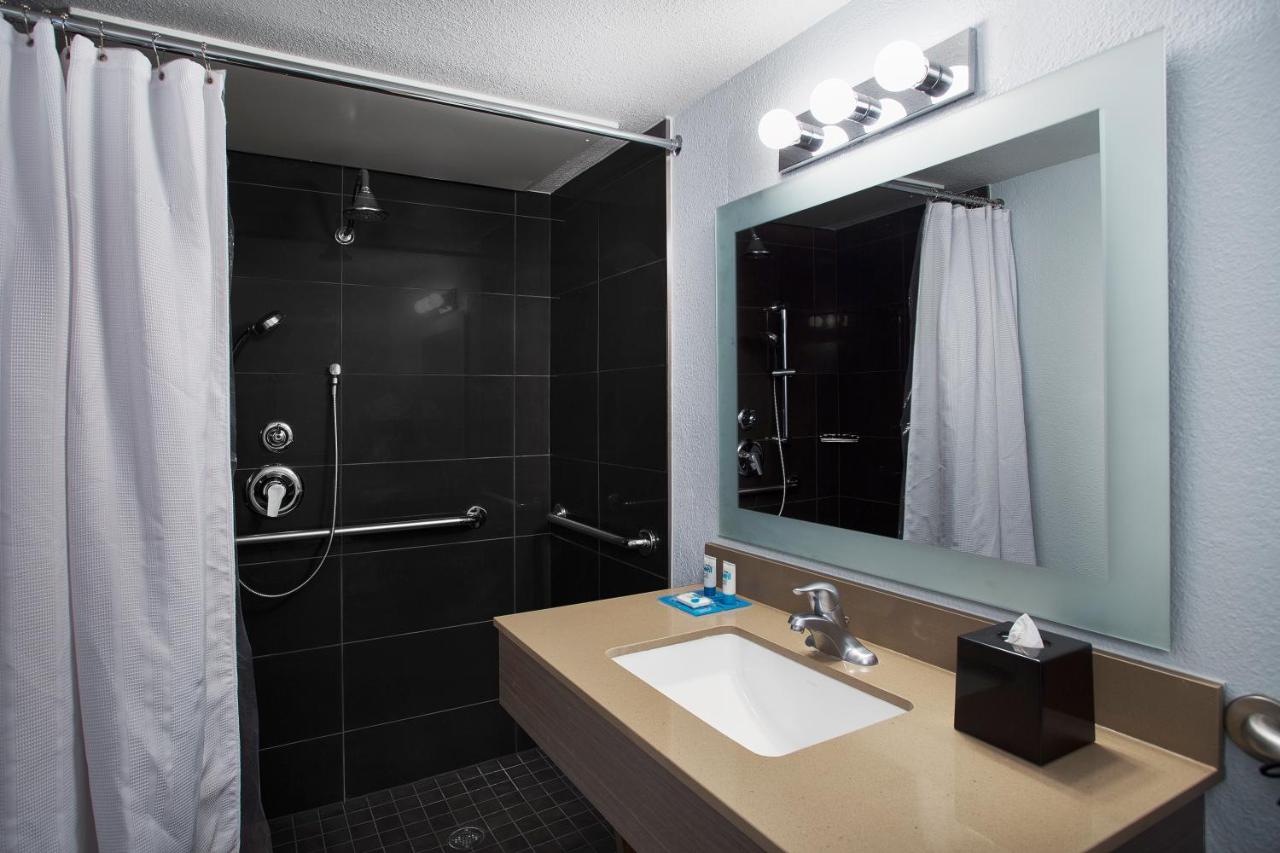 Studio - Disability Access at HYATT house Austin/Arboretum
