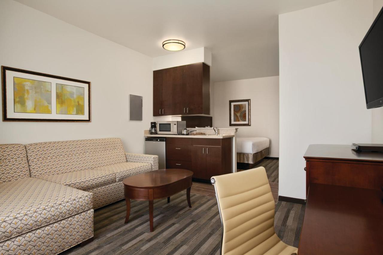 King Studio at HYATT house Minot