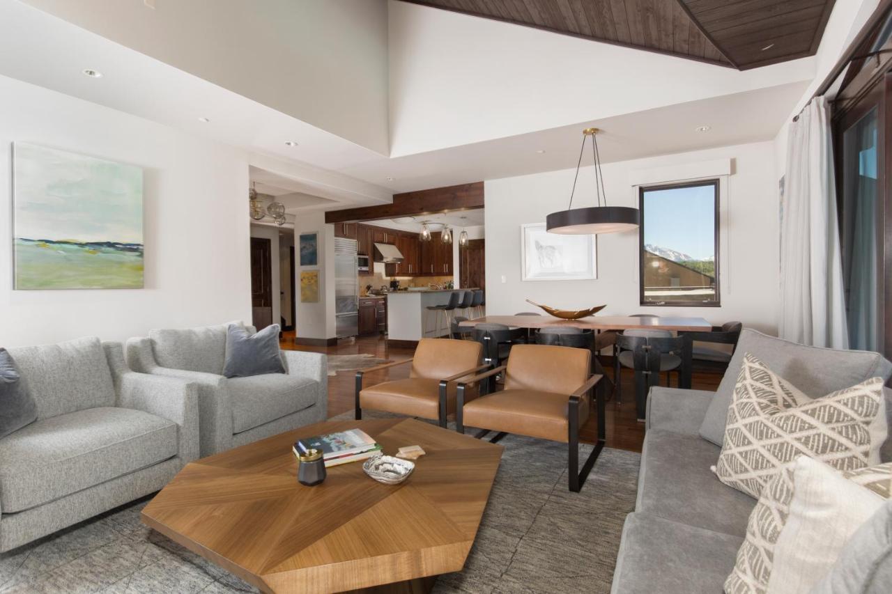 Three-Bedroom Penthouse at Relais & Châteaux Lumière by Dunton