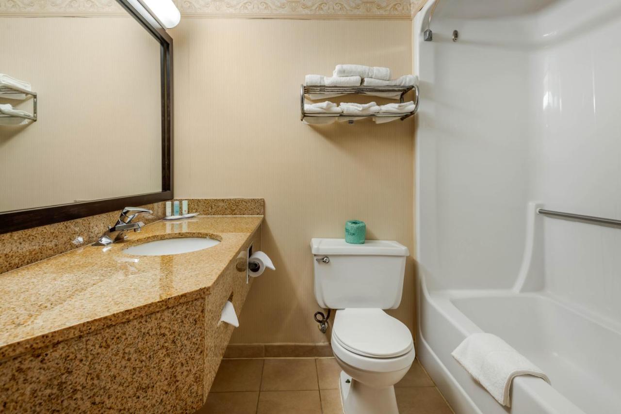  | Ramada by Wyndham Levittown Bucks County