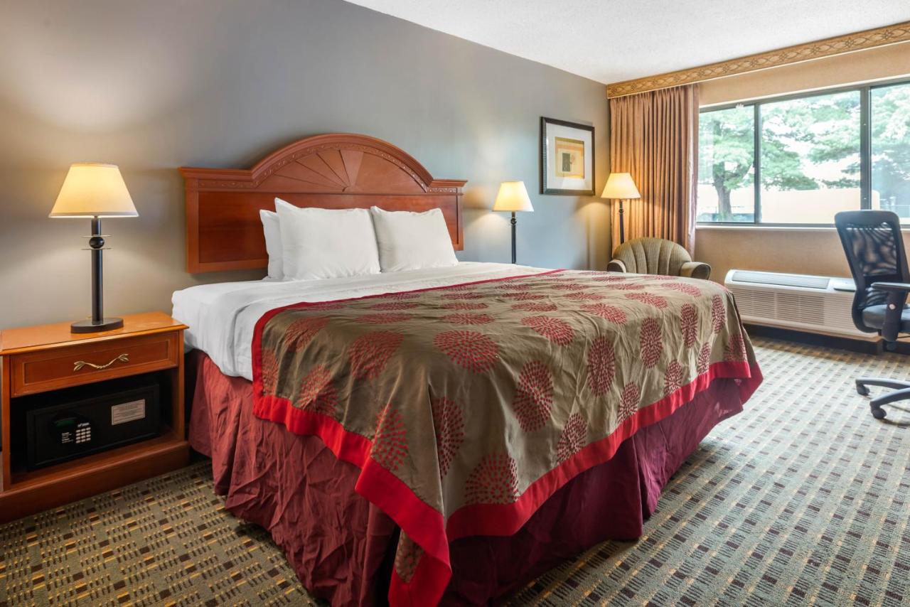  | Ramada by Wyndham Levittown Bucks County