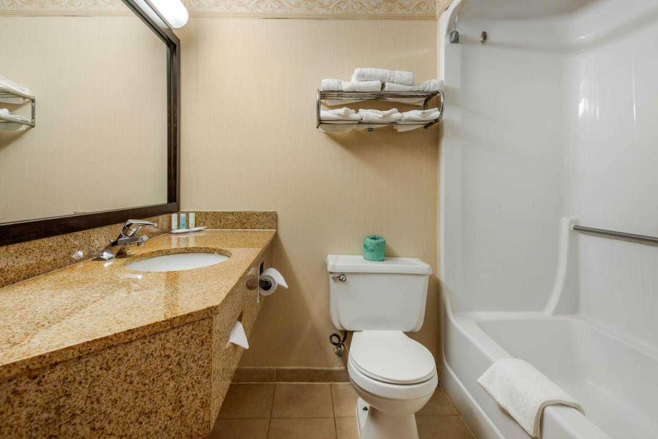 | Ramada by Wyndham Levittown Bucks County